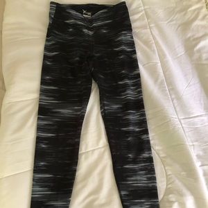 Old Navy Active Leggings